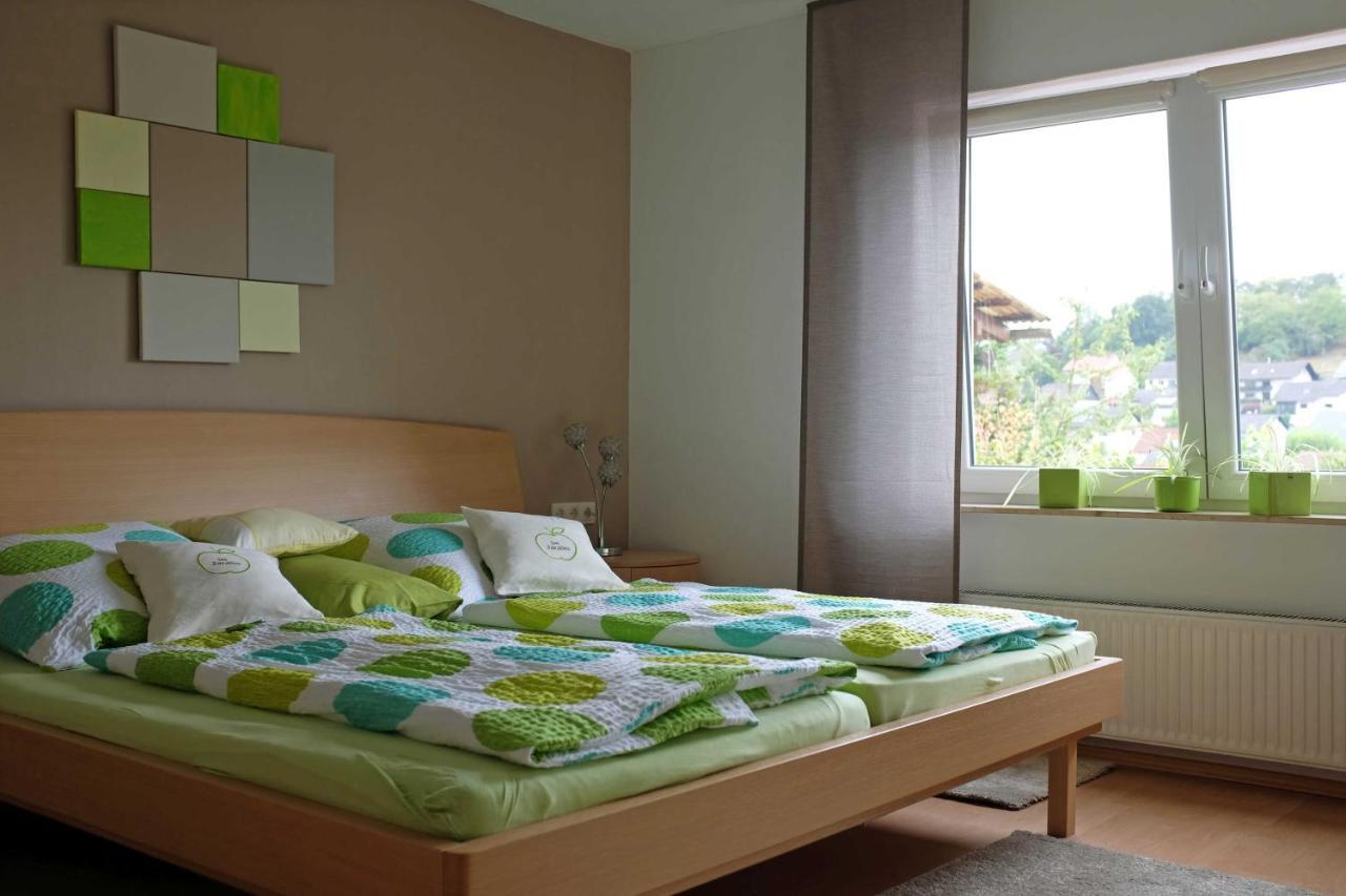 Ferienwohnung Im Paradies Momlingen Extérieur photo